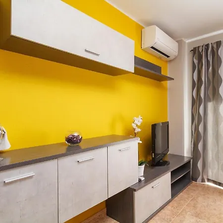 Apartment Fuer 2 Personen Ca 40 Qm In Nerja, Andalusien Costa Del Sol *